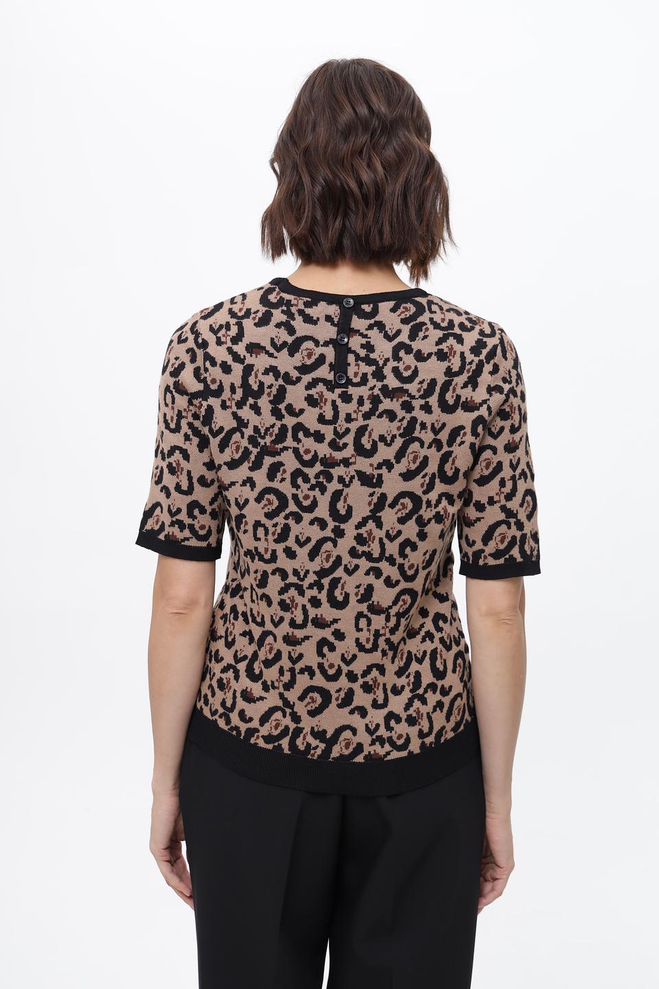 Пуловер More and More с леопардовым принтом
