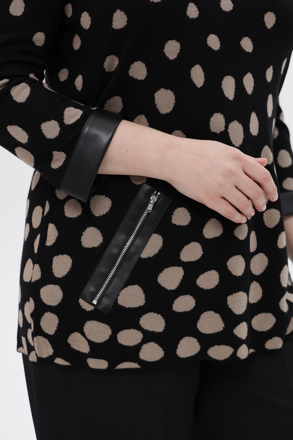 Пуловер Doris Streich в горошек