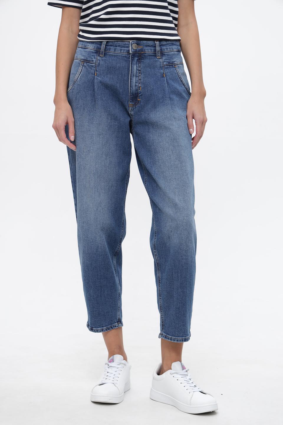 Джинсы Lecomte mom-fit голубые