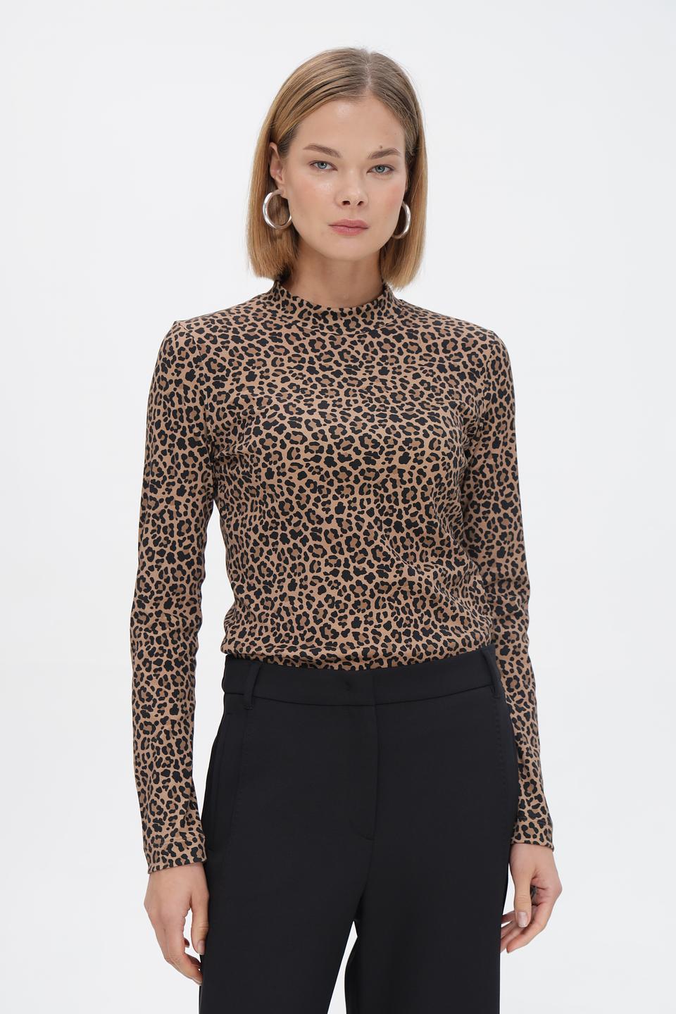 Блуза Marc Cain с леопардовым принтом