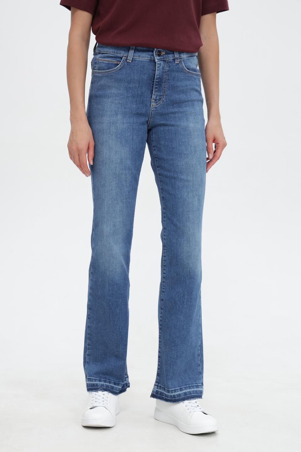 Джинсы клеш Marc Cain