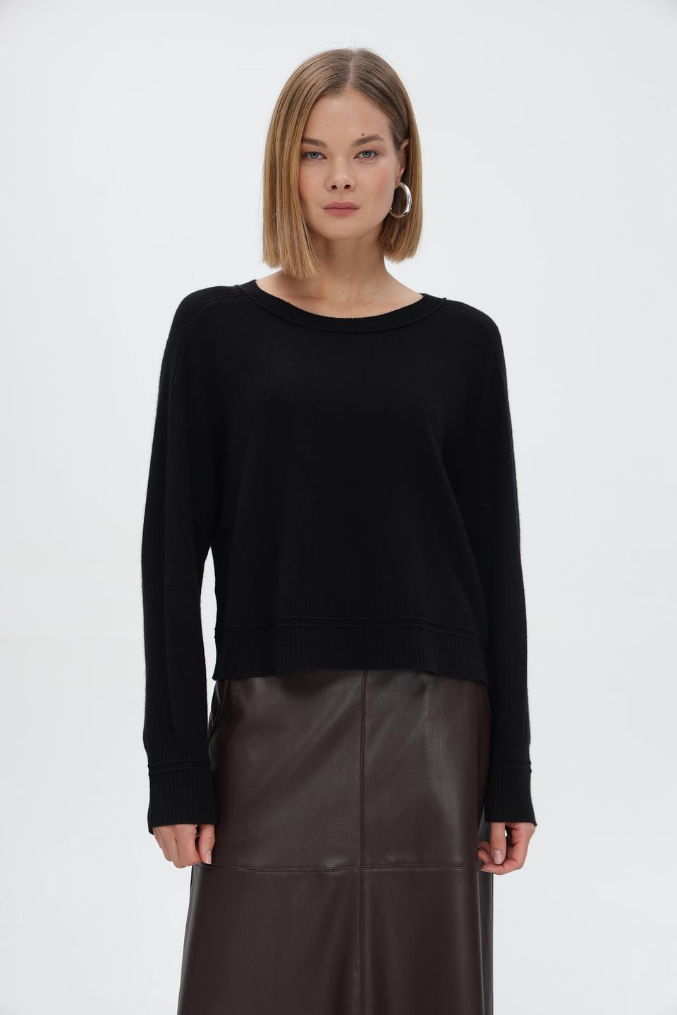 Пуловер Marc Cain чёрный