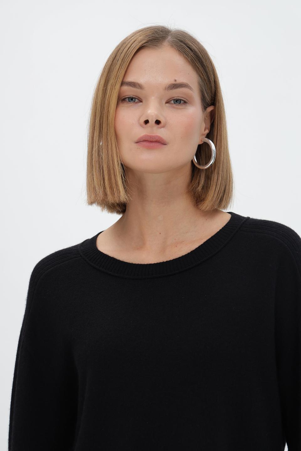 Пуловер Marc Cain чёрный