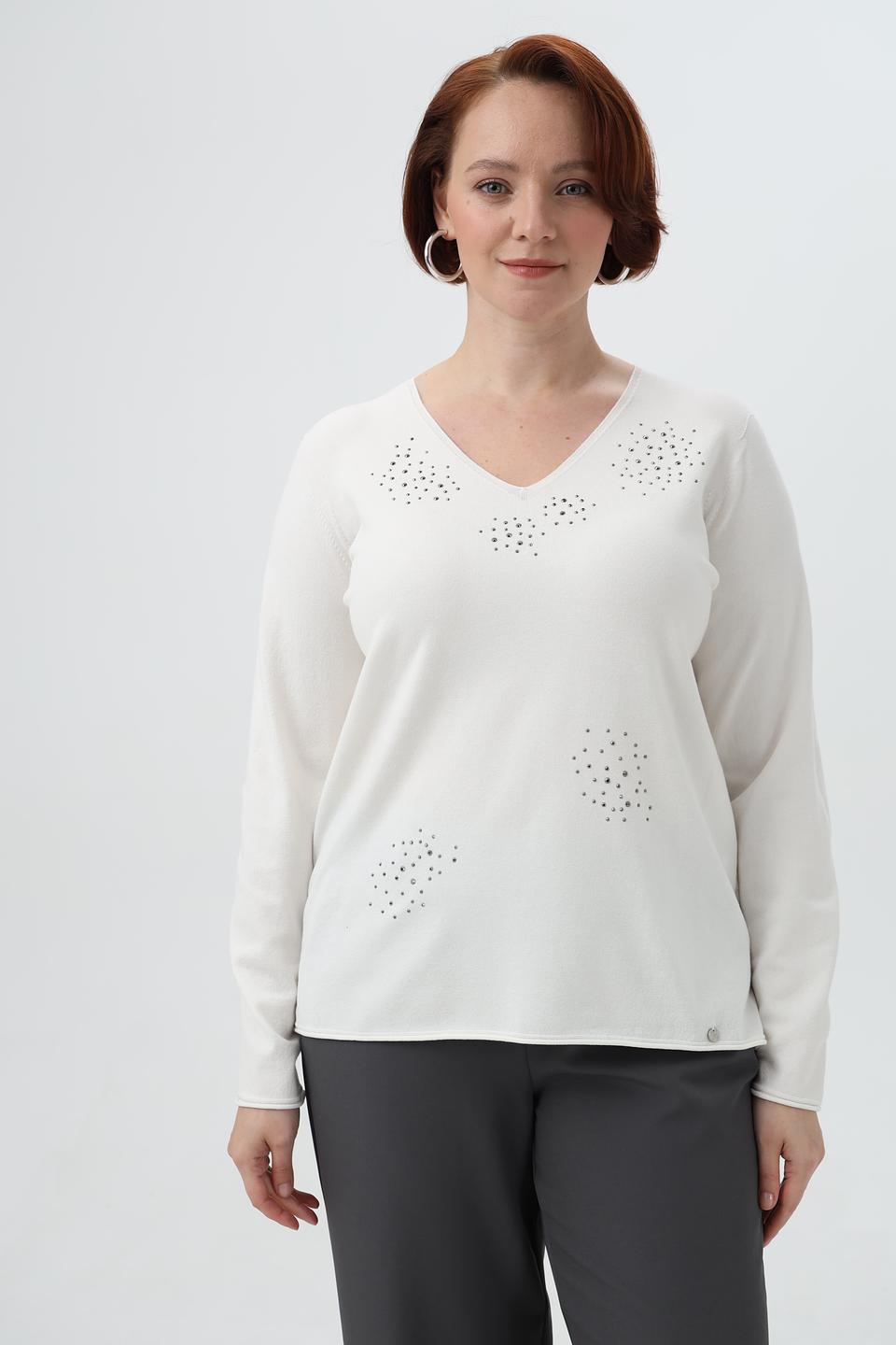 Пуловер Gollehaug с вышивкой