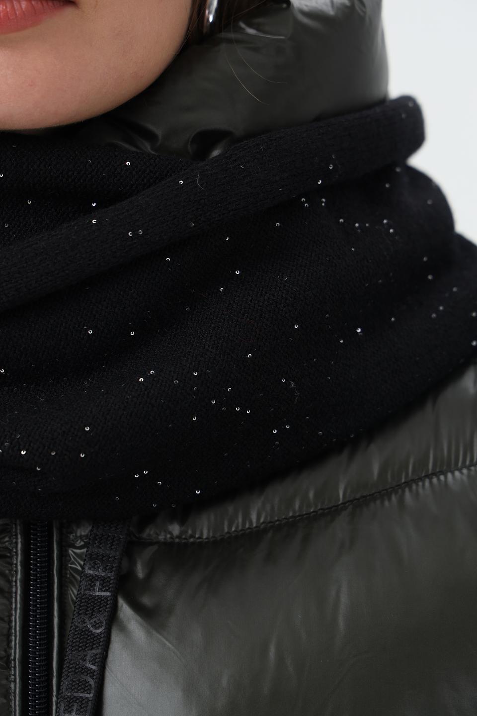 Шарф Frieda and Freddies чёрный с пайетками