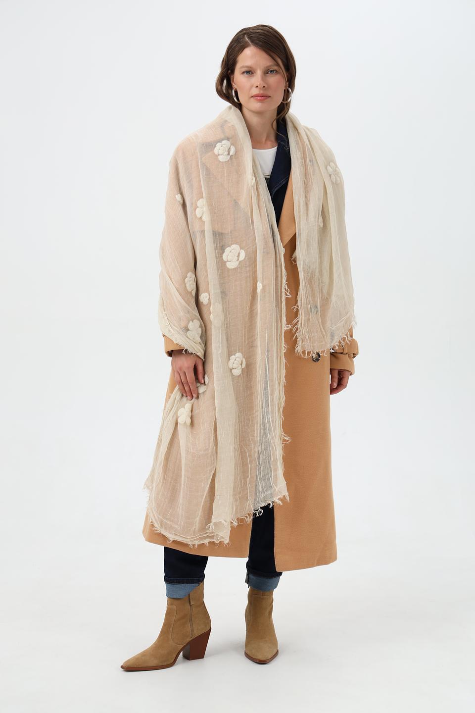 Шарф Fraas с цветами бежевый