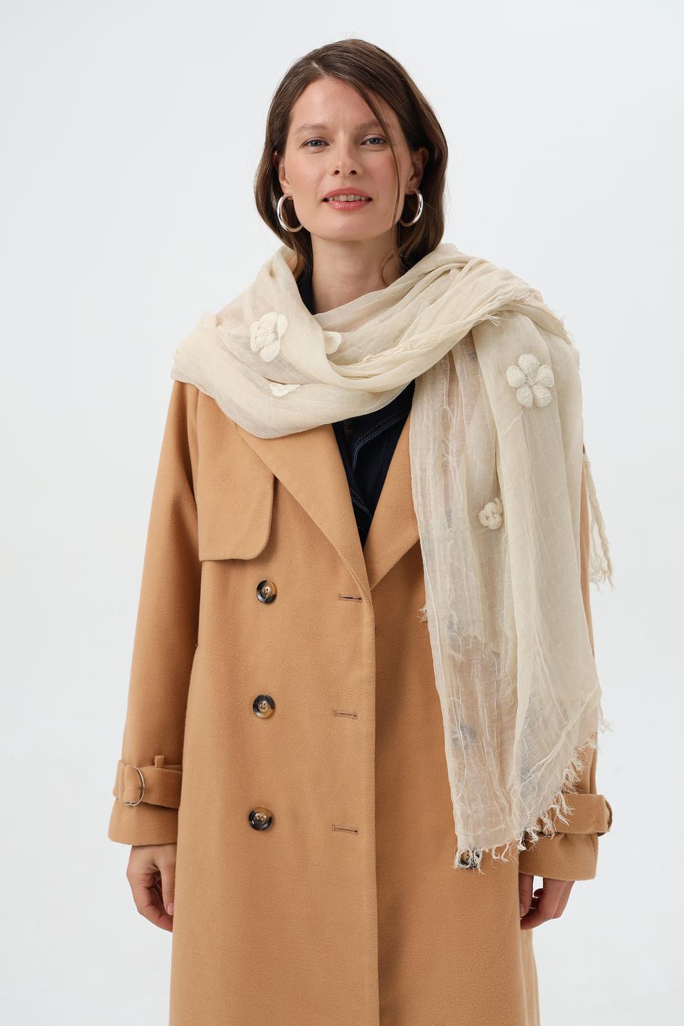 Шарф Fraas с цветами бежевый