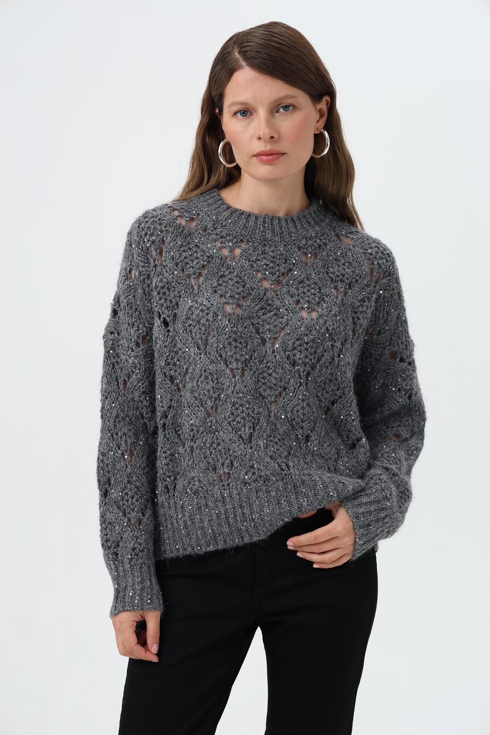 Пуловер Rich and Royal с пайетками