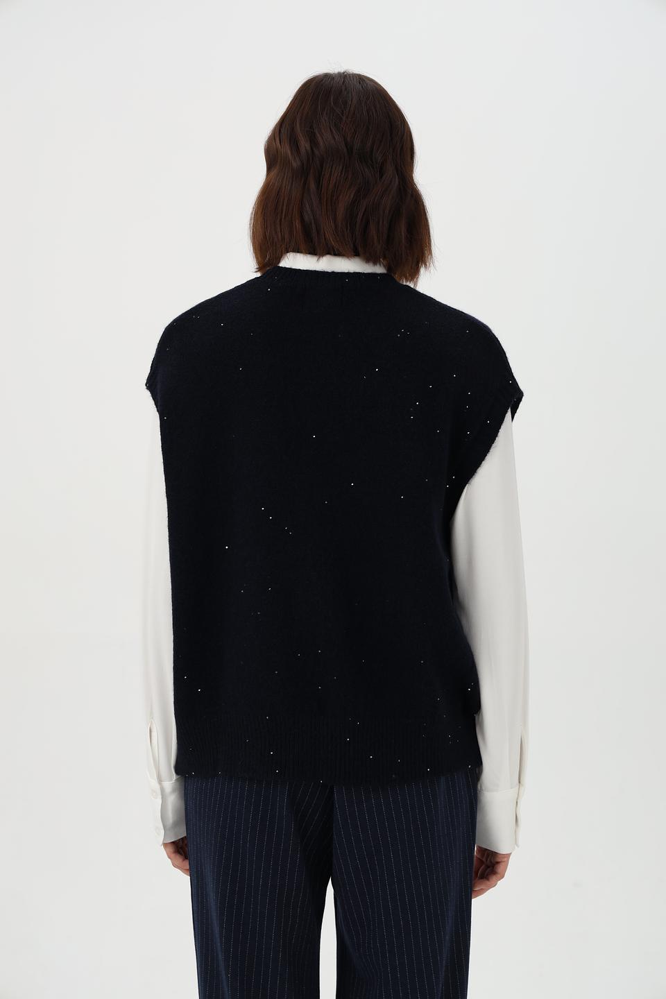 Жилет Croche с вышивкой