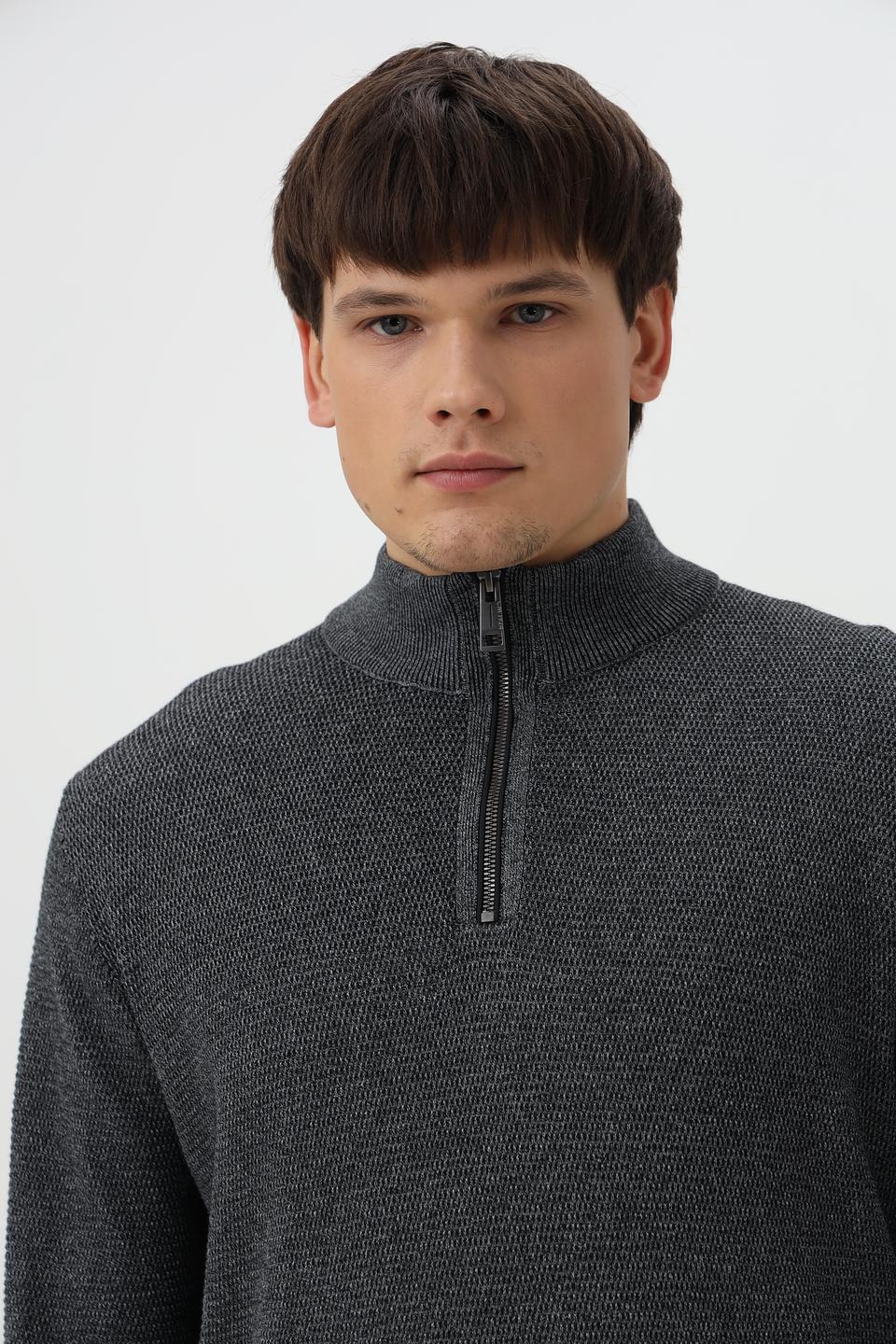 Джемпер Casa Moda с молнией серый