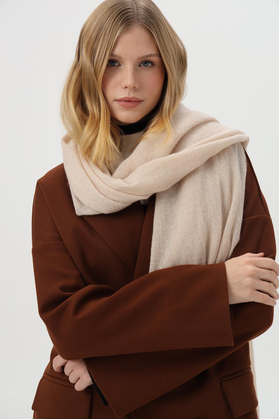 Шарф Marc Cain кашемировый бежевый