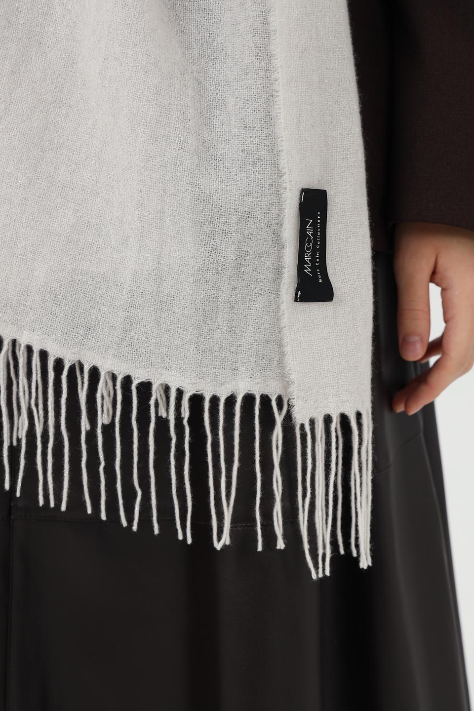 Шарф Marc Cain с бахромой