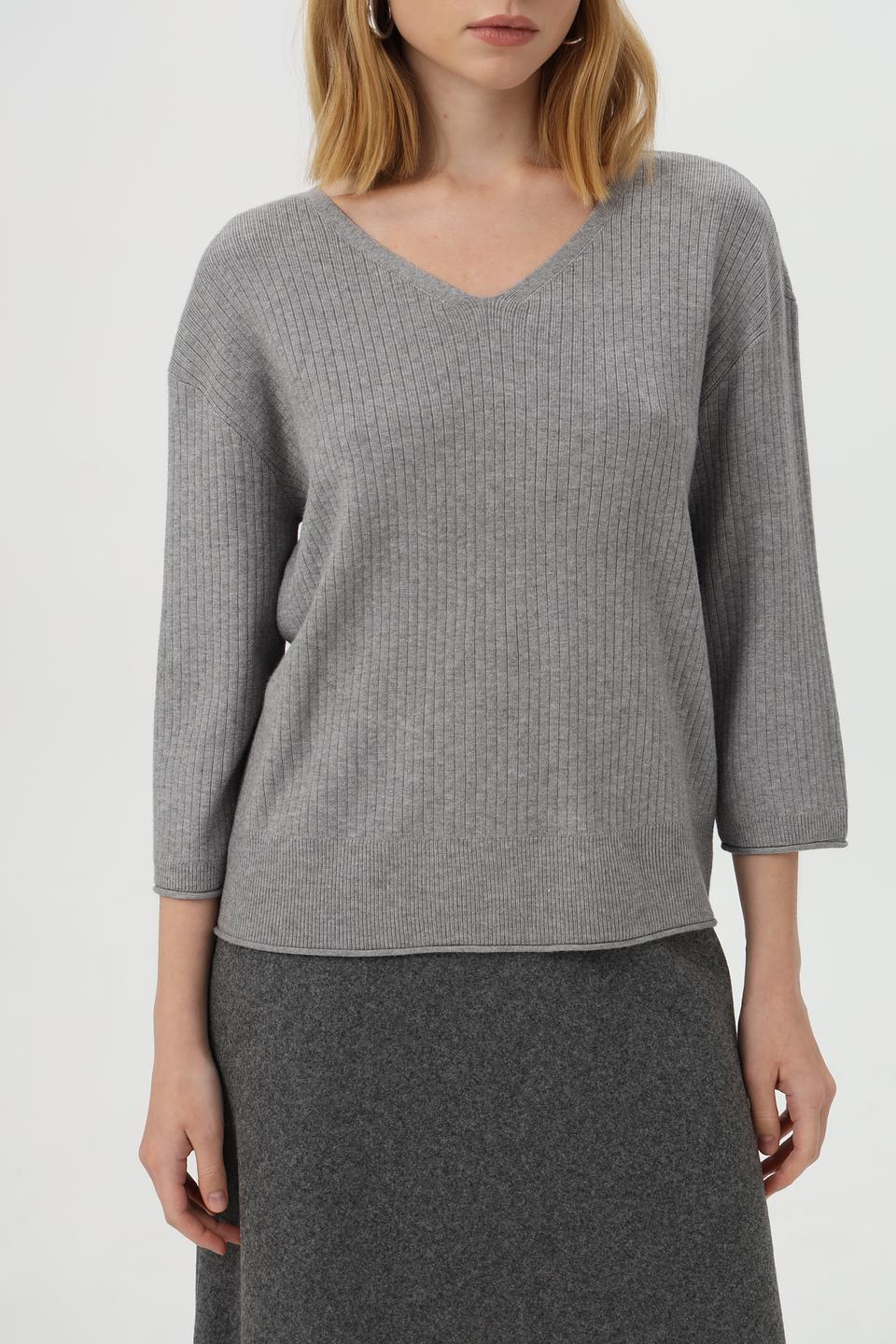 Пуловер Betty Barclay серый с V-образным вырезом