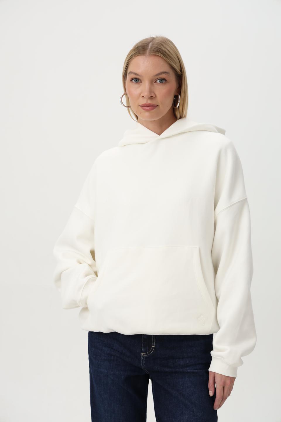 Толстовка Rich and Royal молочная