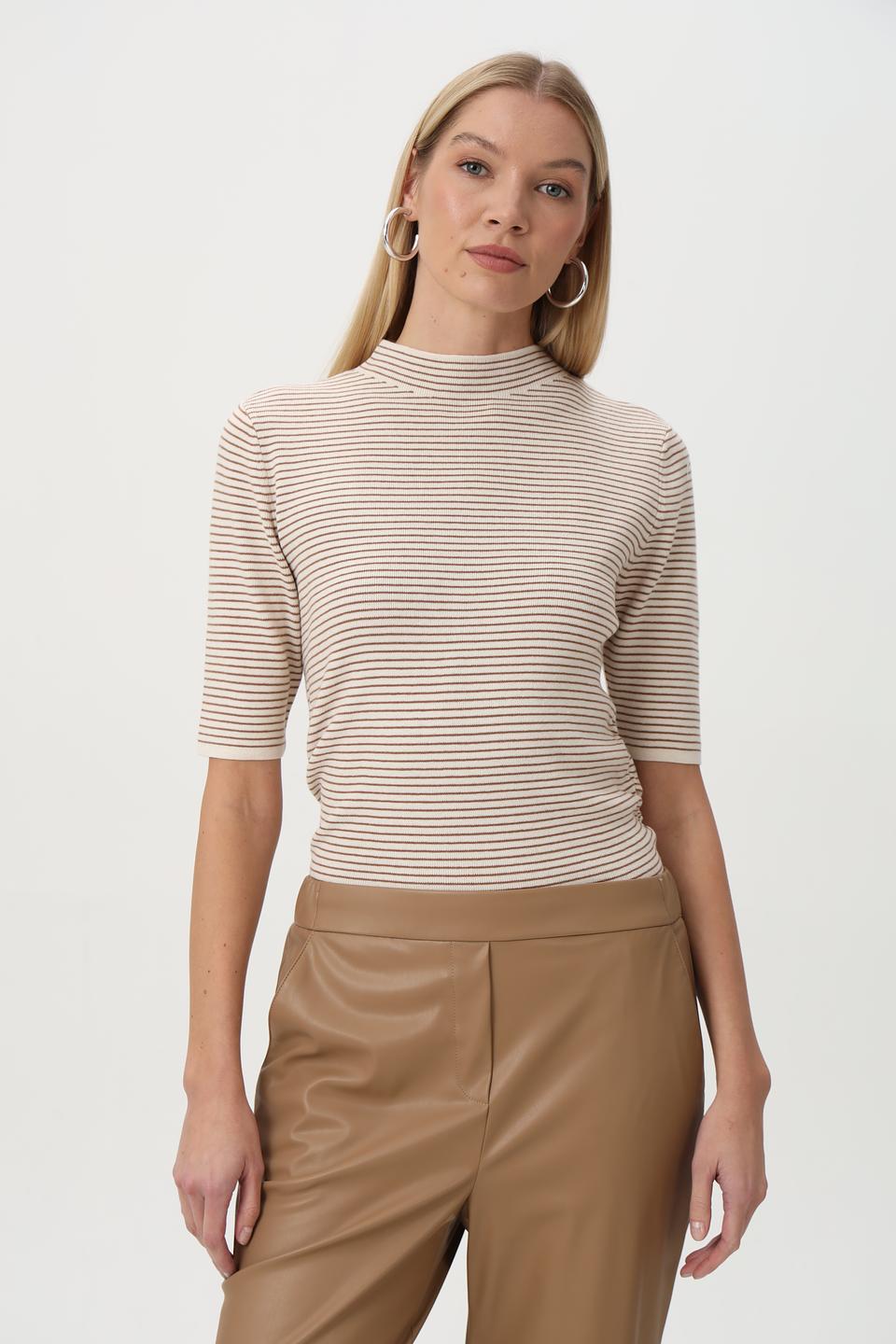 Пуловер Oui в полоску