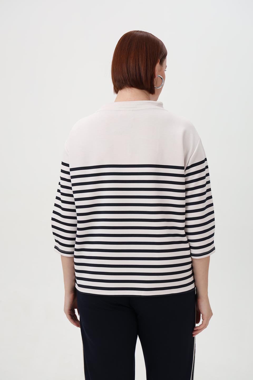 Пуловер Barbara Lebek с полосками и стразами