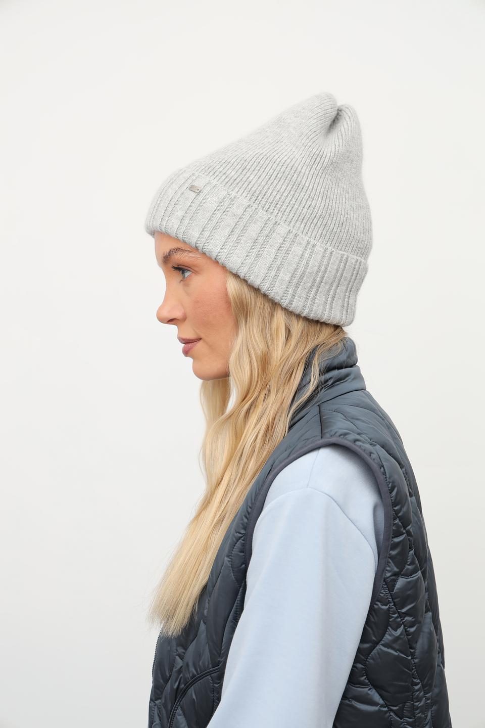 Шапка Julia Florenzi серая