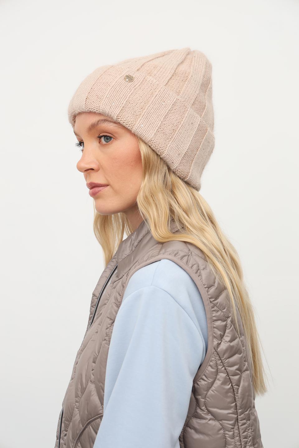 Шапка Julia Florenzi бежевая