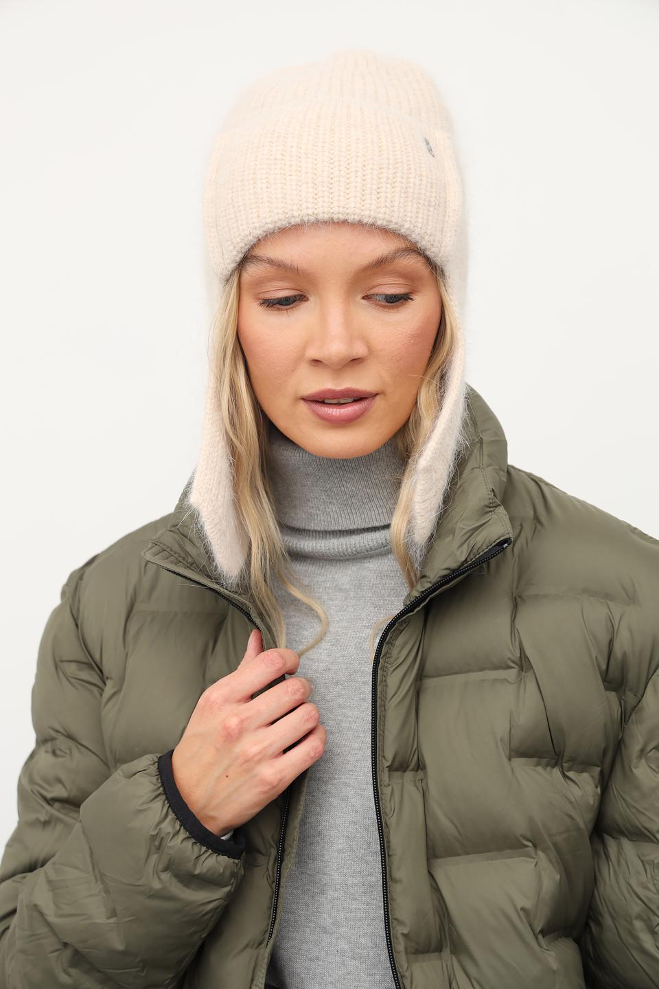 Шапка Julia Florenzi с ушами молочный