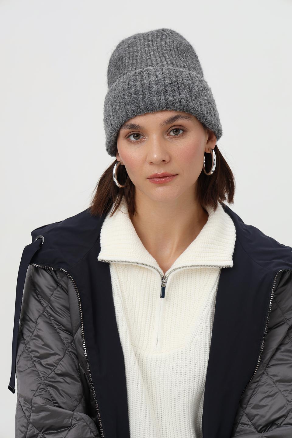 Шапка Fraas вязаная серая