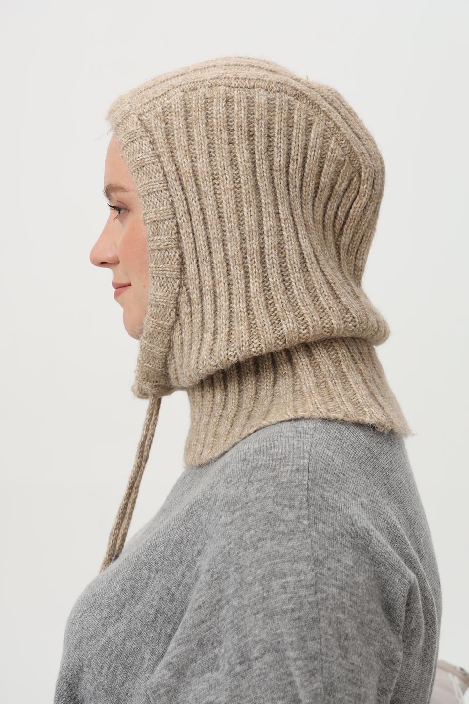 Шапка-капюшон Loevenich бежевая