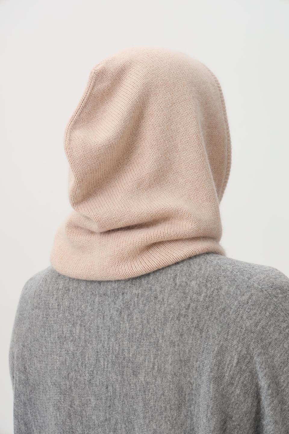 Шапка-капюшон Julia Florenzi бежевая