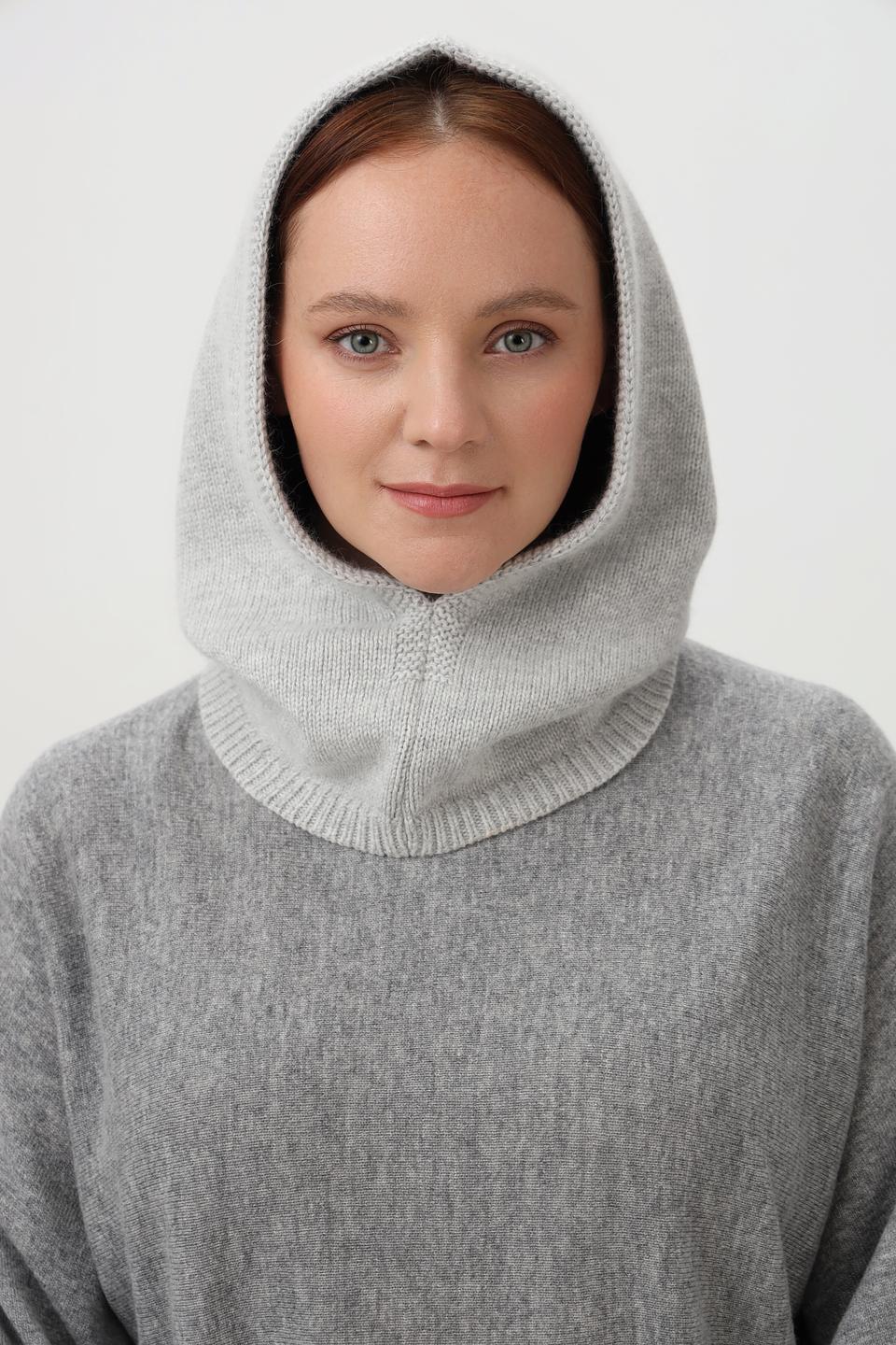 Капюшон вязаный Julia Florenzi серый