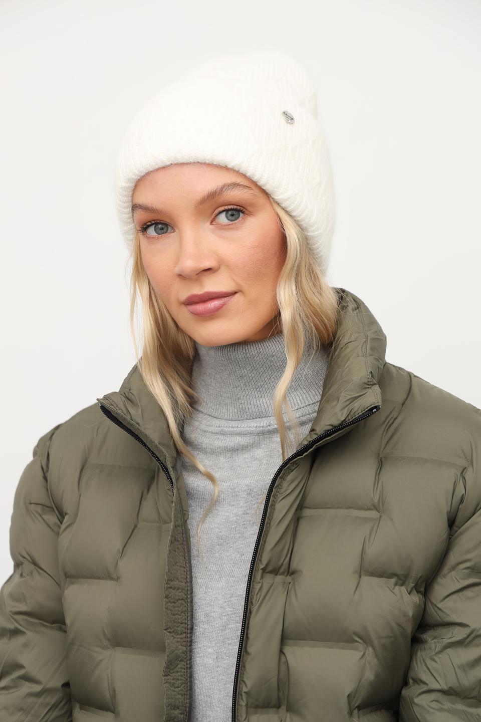 Шапка Julia Florenzi белая вязаная