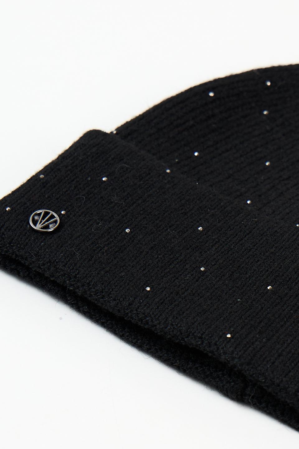 Шапка Loevenich с кристаллами