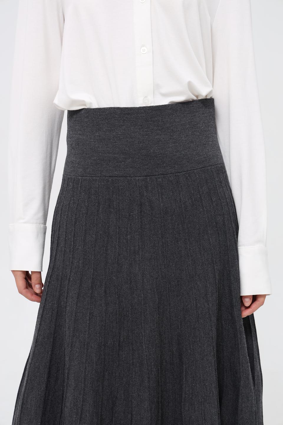 Юбка Monari плиссированная серая