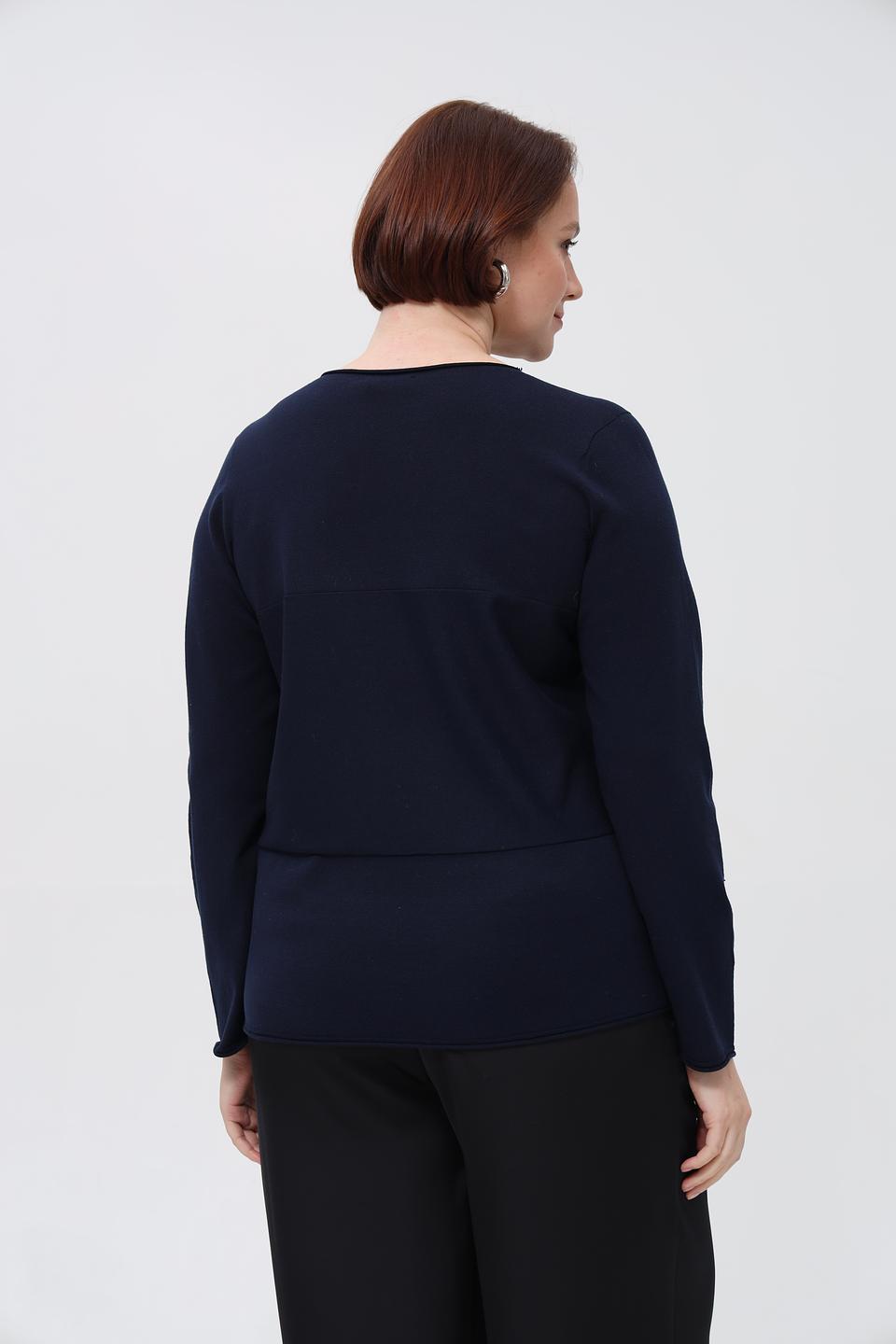 Пуловер Gollehaug с вышивкой