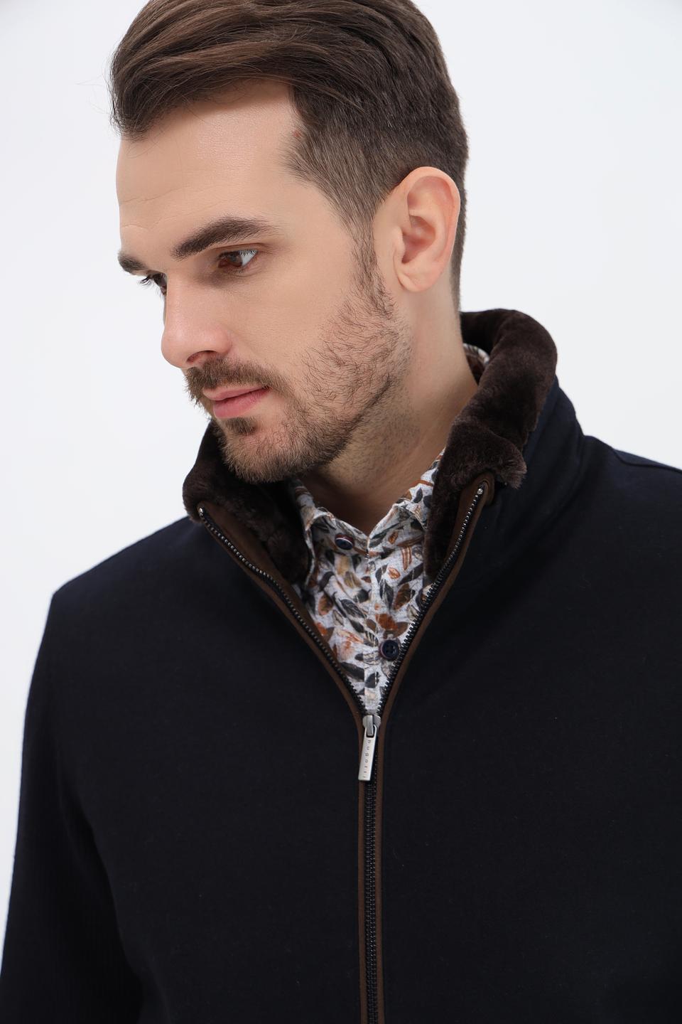 Куртка Bugatti с меховым воротником